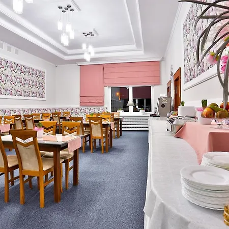 Hotel Wiosna 3*