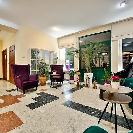 Hotel Wiosna 3*