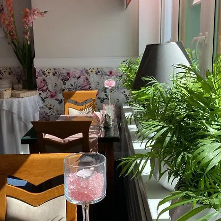 Hotel Wiosna