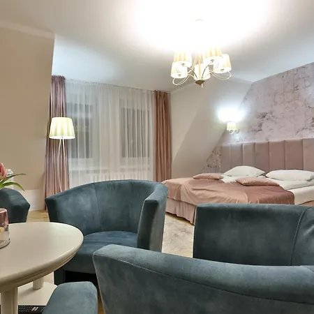 Wiosna Hotel 3*