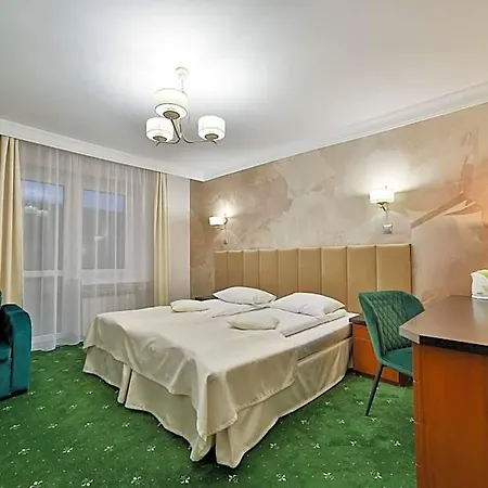 Hotel Wiosna 5*